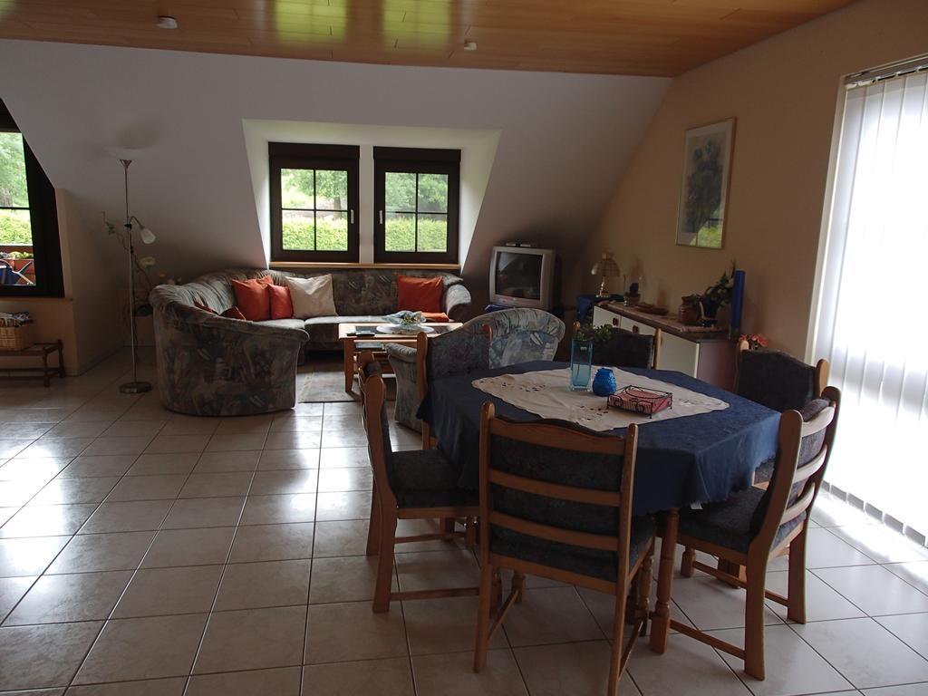 קלברג Ferienwohnung Meisenthal Naehe Nuerburgring חדר תמונה